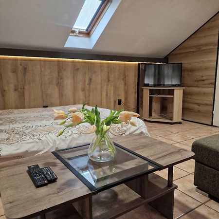 Guest House Maja 노비사드 외부 사진