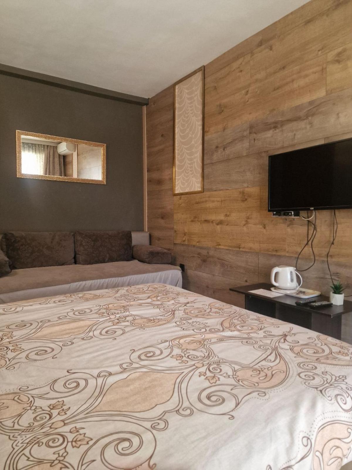 Guest House Maja 노비사드 외부 사진